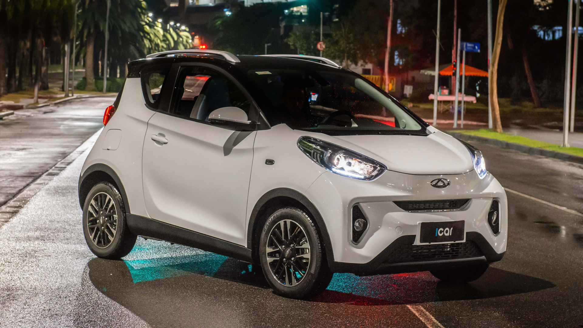 Caoa Chery Icar tem valor reduzido em R$20,000.00 e torna-se o carro elétrico mais barato do brasil custando apenas R$ 119,990.00